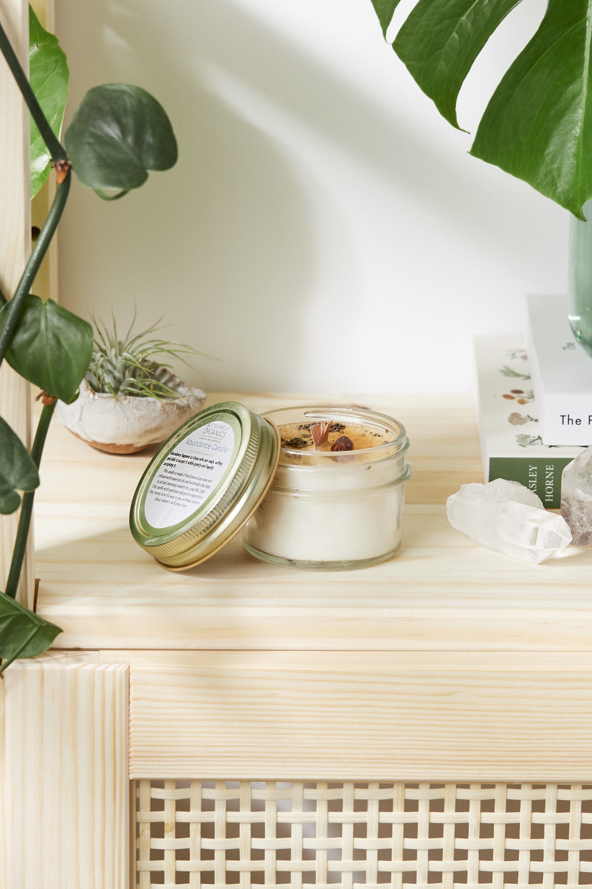 AbundanceCandle_BMUO_04